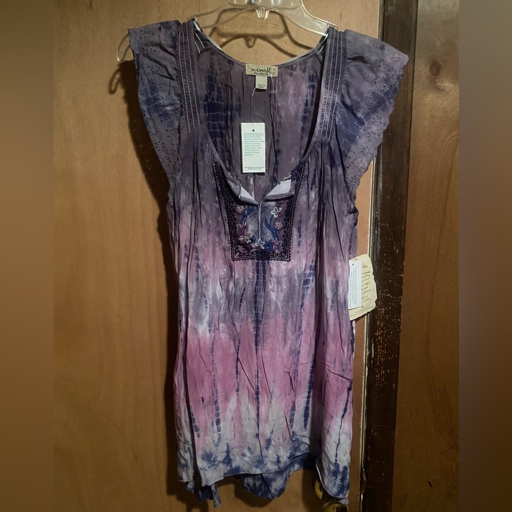 One World Multi-Colored Top Size L